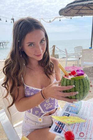 Original 2000 px/ 3000 px