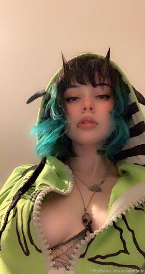 Original 1102 px/ 2080 px