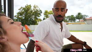 Original 2500 px/ 1406 px