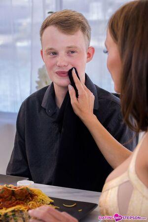 Original 720 px/ 1080 px