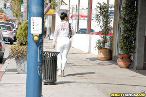 Original 900 px/ 602 px