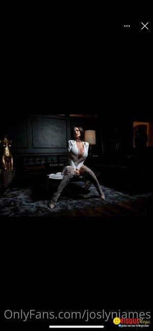 Original 739 px/ 1600 px