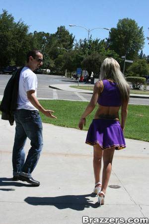 Original 600 px/ 900 px