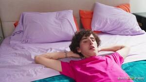 Original 1422 px/ 800 px