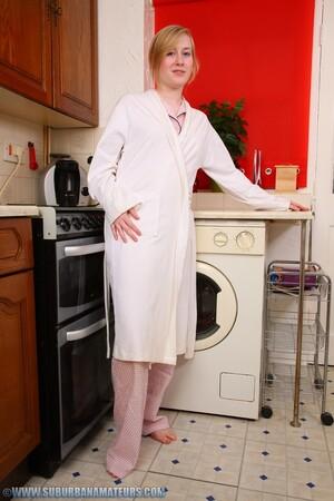 Original 682 px/ 1024 px