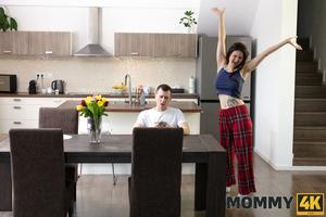 Original 4090 px/ 2727 px