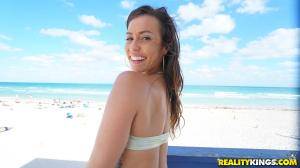 Original 1903 px/ 1071 px