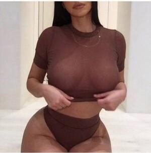 Original 357 px/ 362 px