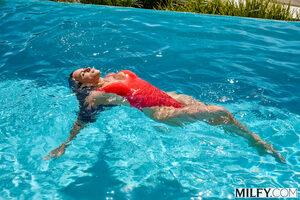 Original 3000 px/ 2000 px