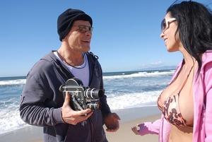 Original 1600 px/ 1074 px