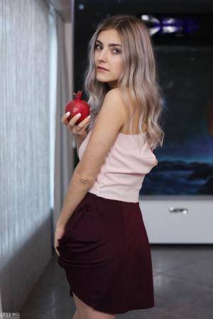 Original 3685 px/ 5527 px