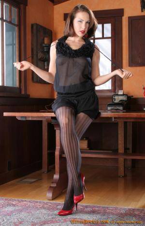 Original 931 px/ 1447 px