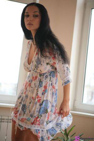 Original 854 px/ 1280 px