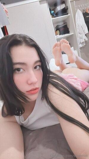 Original 719 px/ 1280 px