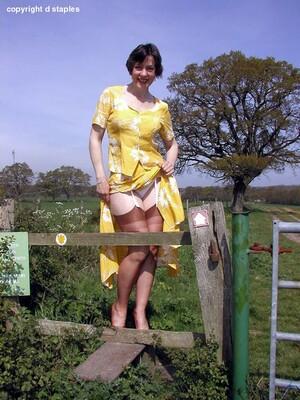 Original 563 px/ 750 px