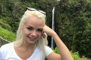 Original 3000 px/ 2000 px