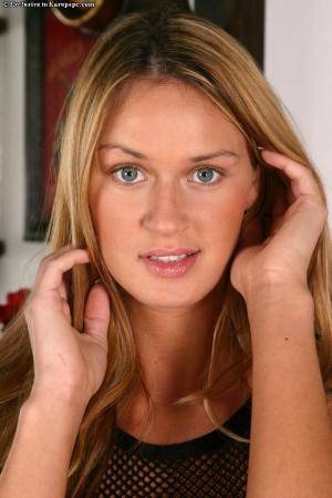 Original 682 px/ 1024 px