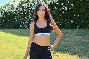 Original 1600 px/ 1064 px