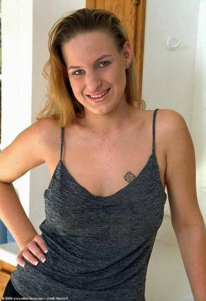 Original 682 px/ 994 px