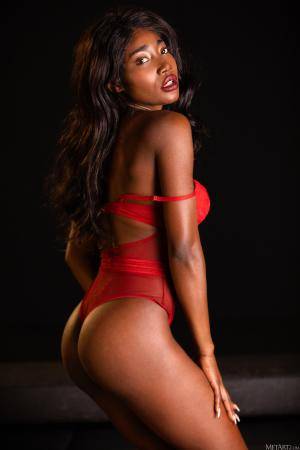 Original 4480 px/ 6720 px