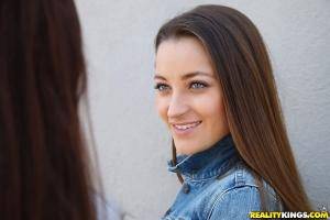 Original 900 px/ 600 px