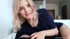 #TeamSkeet Eva Elfie - Staying In (05.07.2020) - 184x