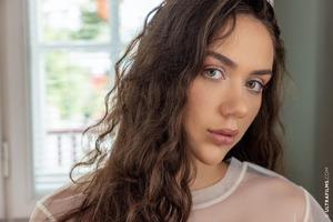 Original 8192 px/ 5464 px