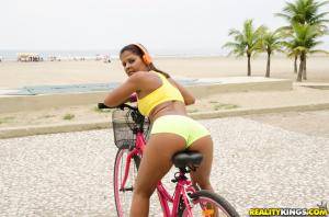 Original 3840 px/ 2542 px