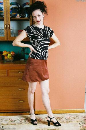 Original 683 px/ 1024 px