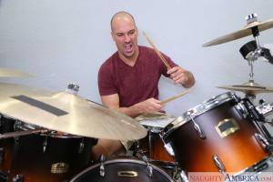 Original 2500 px/ 1667 px