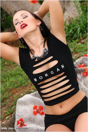 Original 900 px/ 1350 px