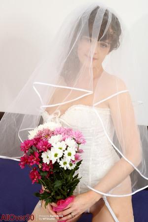 Original 3200 px/ 4800 px