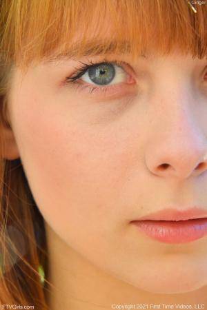 Original 852 px/ 1280 px