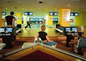 Original 842 px/ 595 px