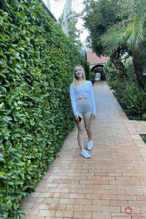 Original 2000 px/ 3000 px