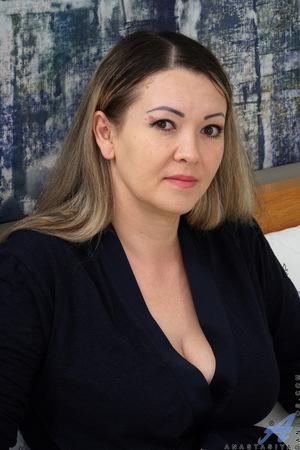 #Anilos Anastasiya - Curvy Babe