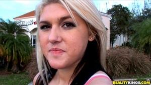 Original 3840 px/ 2160 px