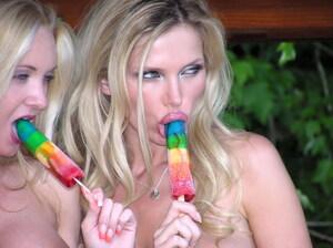 Original 1000 px/ 748 px