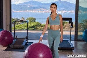 Original 2999 px/ 2000 px