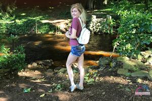 Original 3000 px/ 2000 px