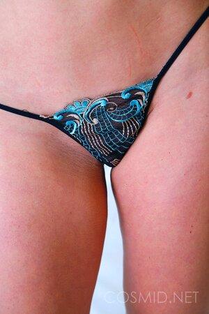 Original 1067 px/ 1600 px