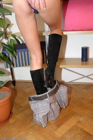 Original 680 px/ 1024 px