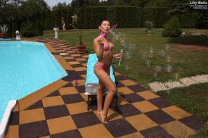 Original 1600 px/ 1067 px