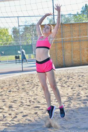 Original 852 px/ 1280 px