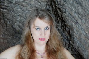 Original 3000 px/ 1993 px