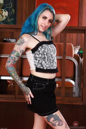 Original 2000 px/ 3000 px