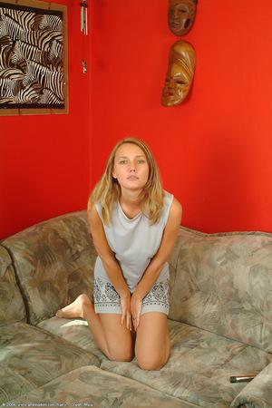 Original 682 px/ 1024 px