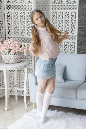 Original 533 px/ 800 px