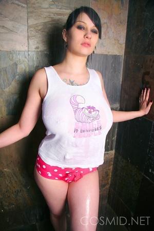 Original 1067 px/ 1600 px