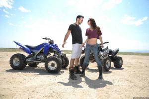 Original 2499 px/ 1663 px